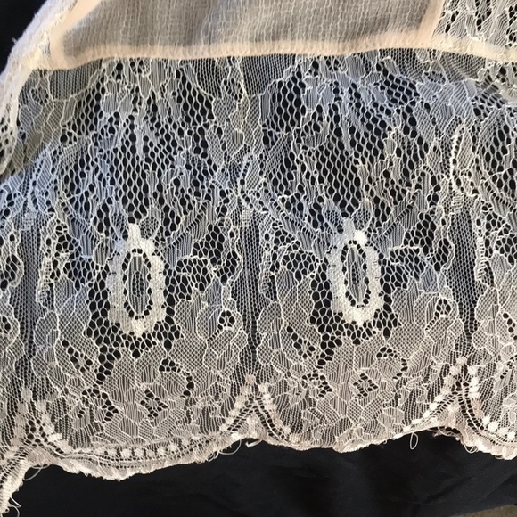 Akira Chicago beige lace kimono, Size S - Picture 2 of 5